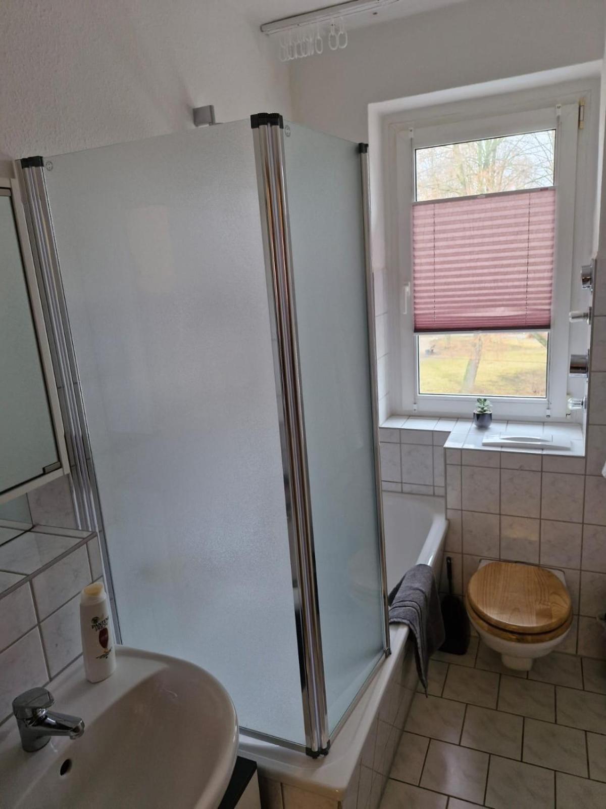 Apartment Wieko Leibnizstr. H3, 2. Og Rechts Plauen