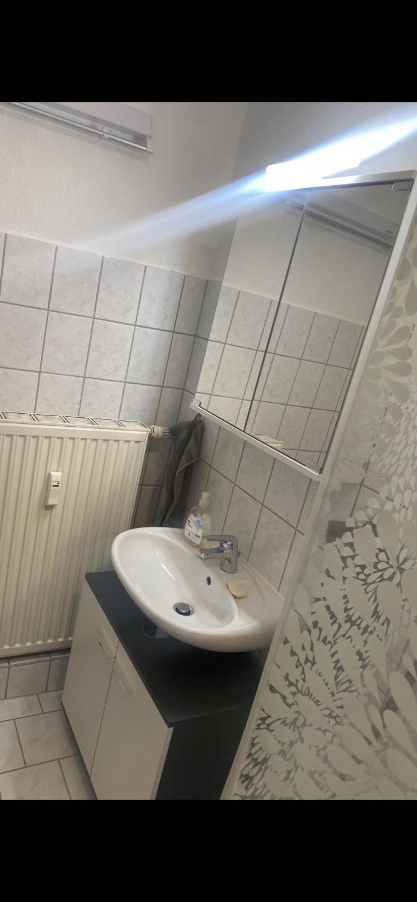 Apartment Wieko Leibnizstr. H3, 2. Og Rechts